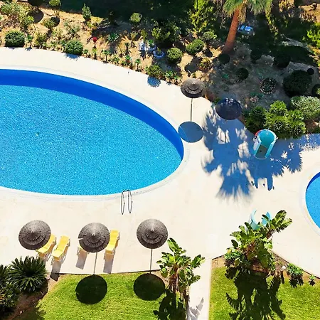 Fabulous Sunny Pool&garden By Becherish * 阿尔布费拉