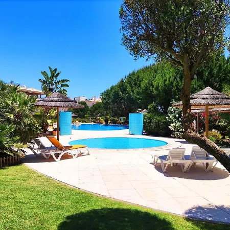Apartamento Fabulous Sunny Pool&garden By Becherish *